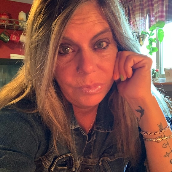 Meet your Posher, Charlotte - Picture 4 of 16